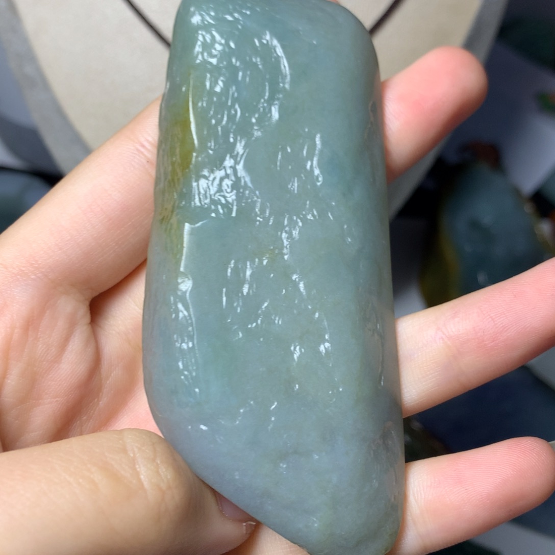 翡翠颈饰未镶嵌吊坠