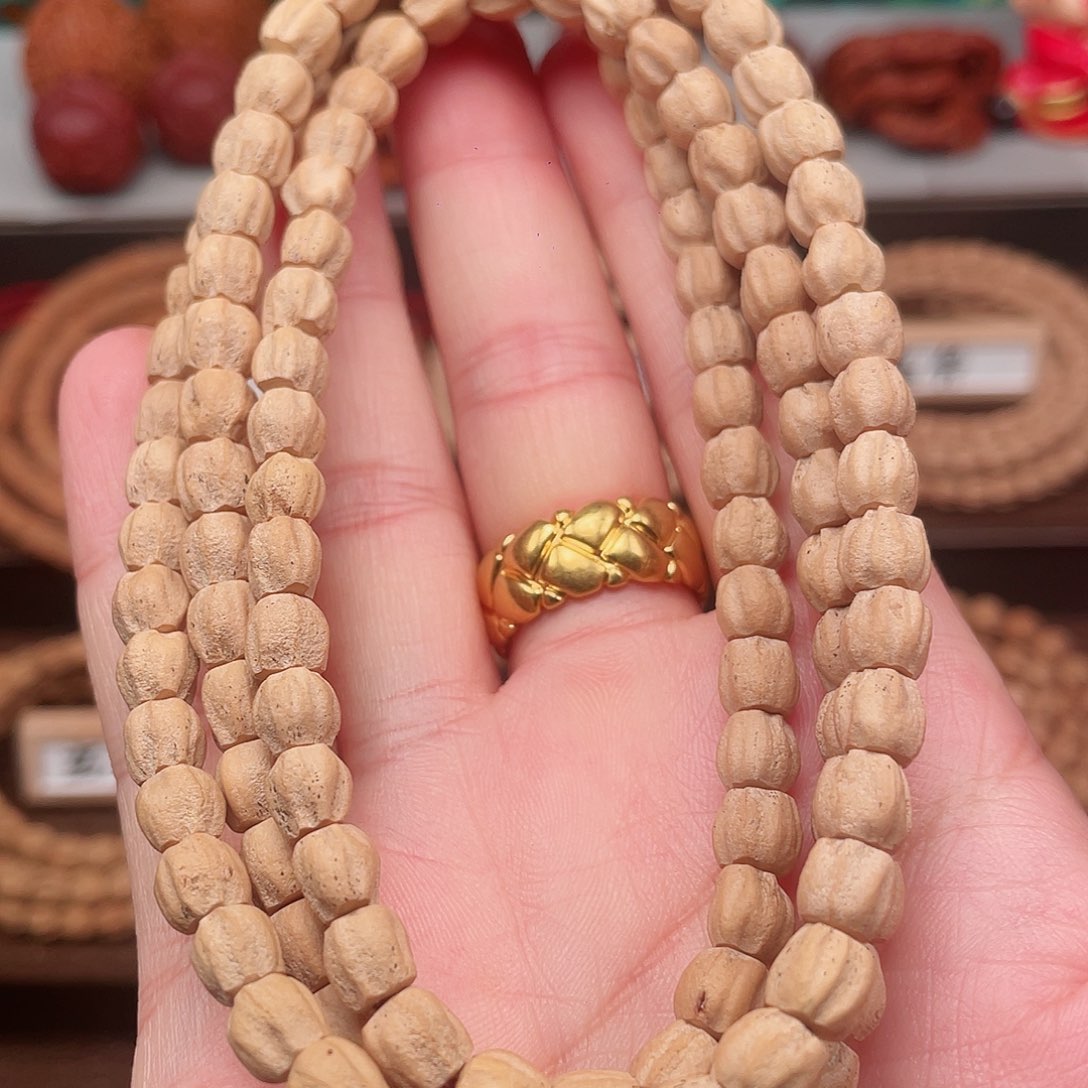 柏香籽/百香籽吊坠奶油皮粗筋龙脊