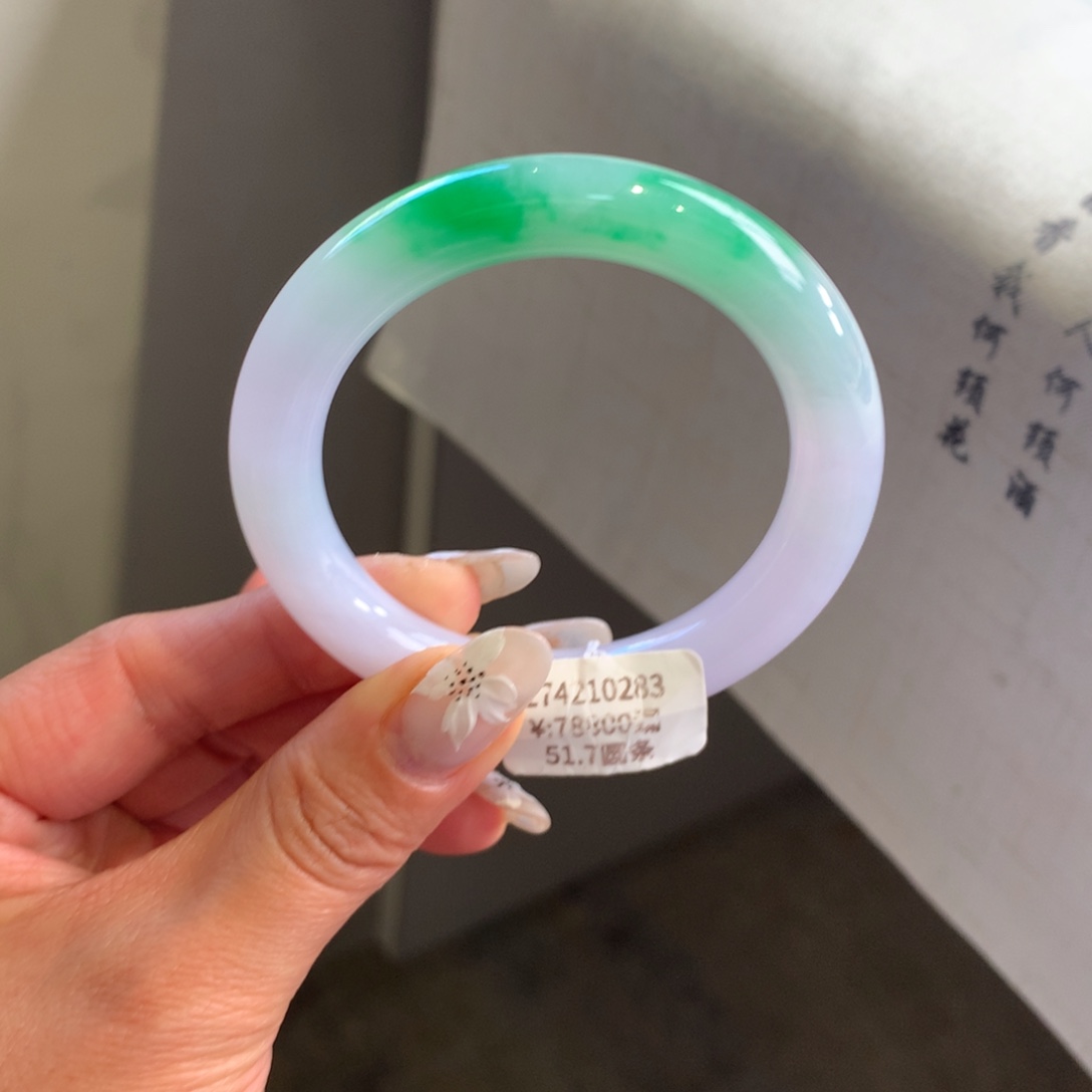 翡翠手镯未镶嵌糯化春彩52圆条（有纹）