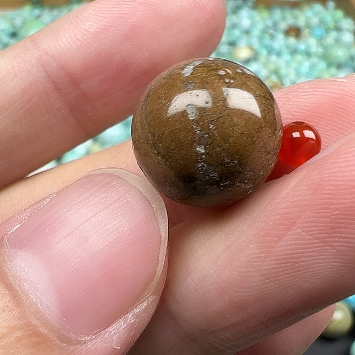 未镶嵌配饰南红玛瑙卡14.3