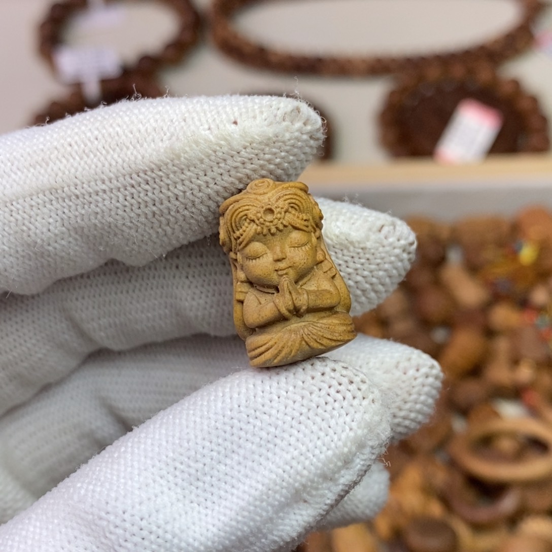 檀香木散珠印度迈索尔老山檀2.0扎基瑕疵