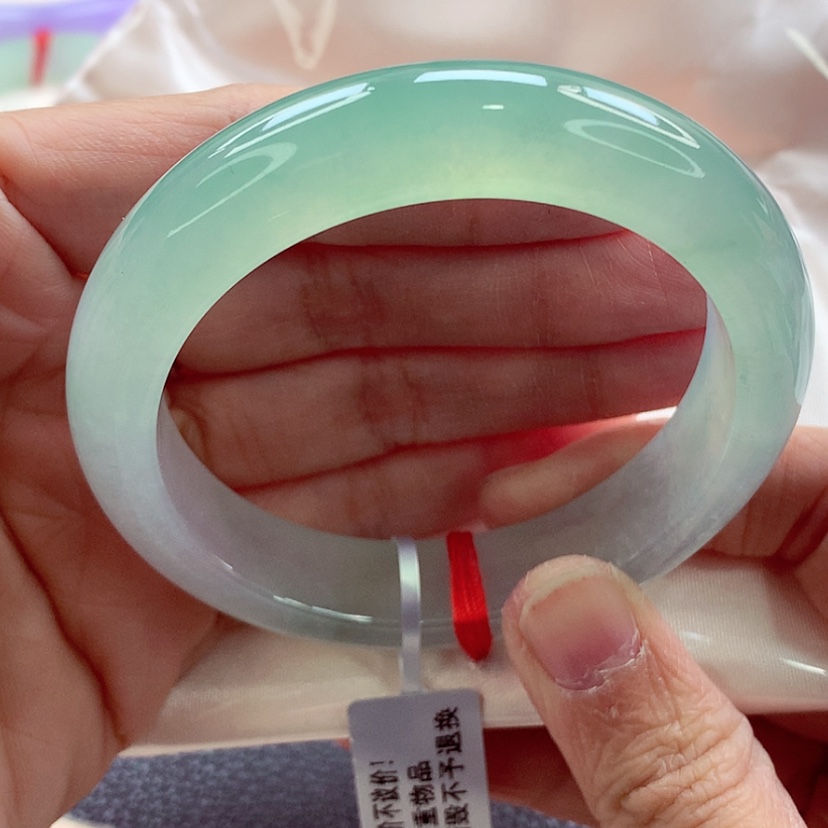 【闪购商品】翡翠手镯未镶嵌浩**透分单1A