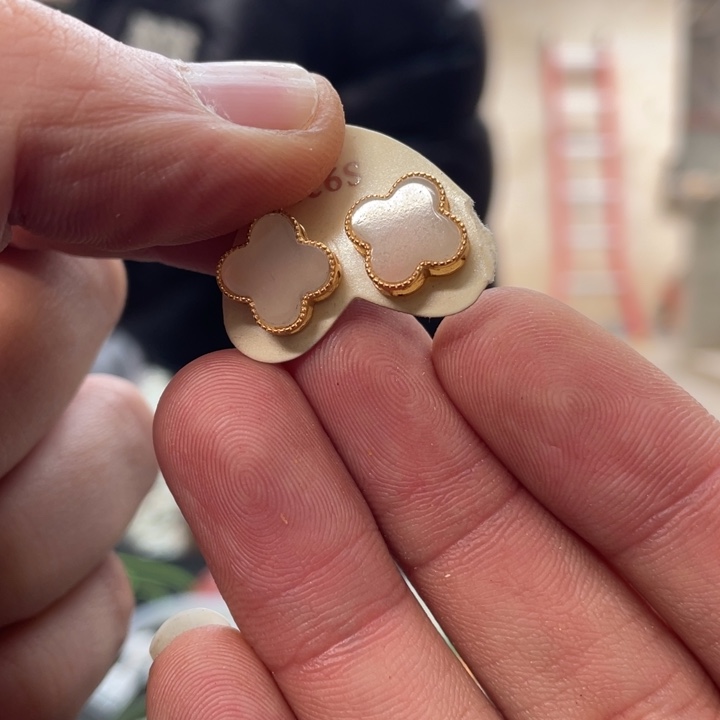 和田玉颈饰银S925镶嵌耳钉