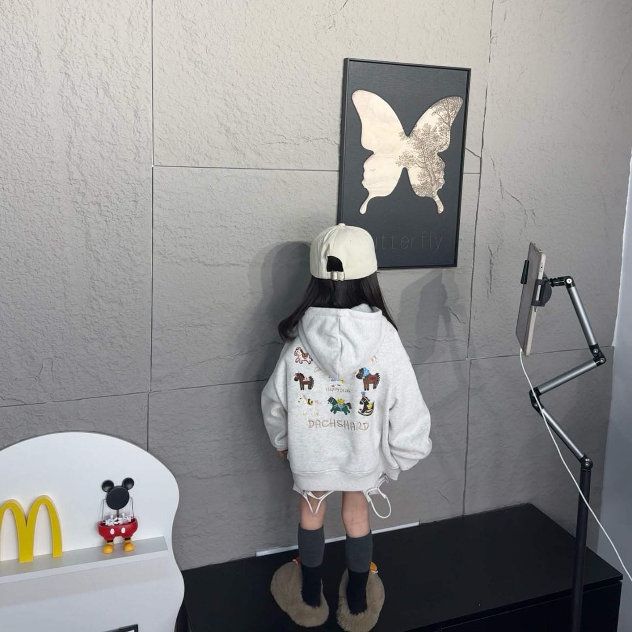 米兜家.儿童冬季新款韩版刺绣年服连帽加绒卫衣花灰色1178