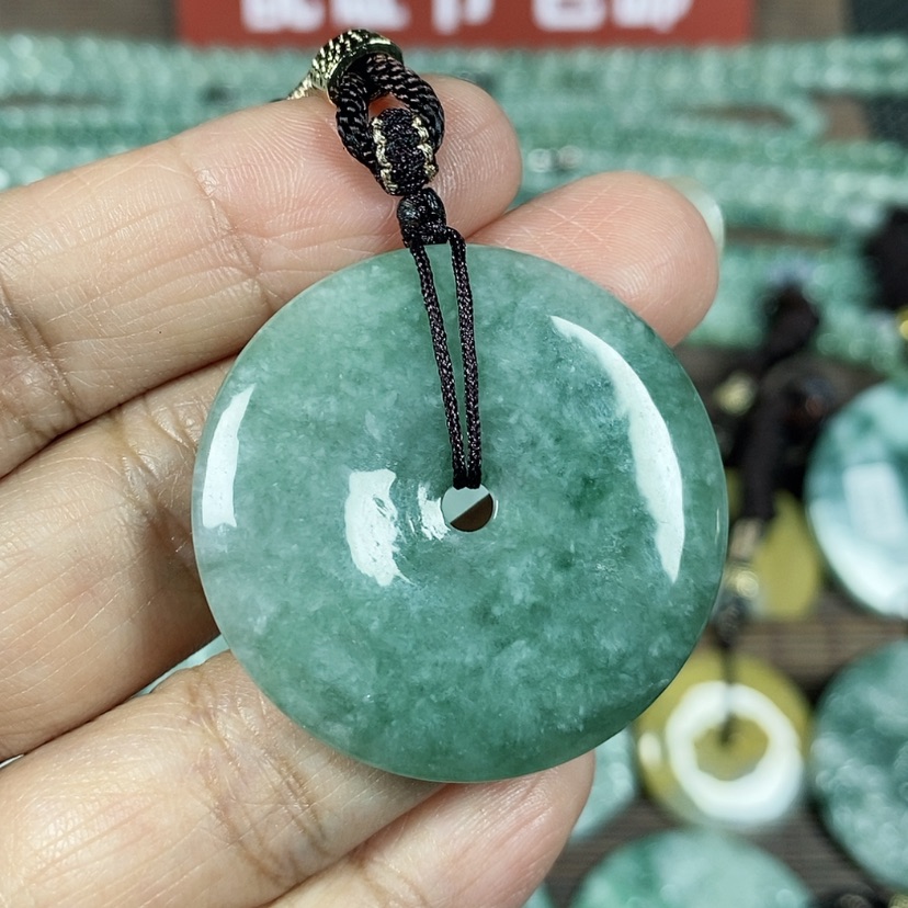 【闪购商品】翡翠颈饰未镶嵌玉吊坠翡翠玉平安扣