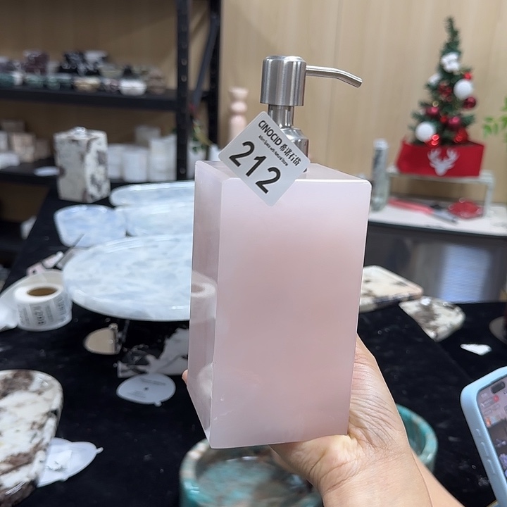 西***～212粉玉洗手液瓶福利