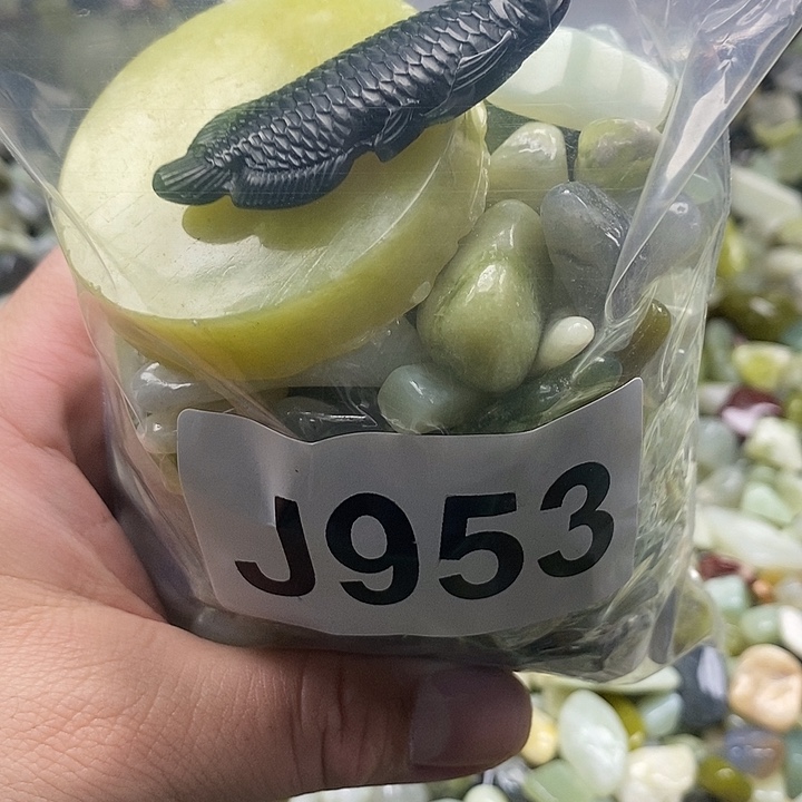 岫玉鱼缸石未镶嵌