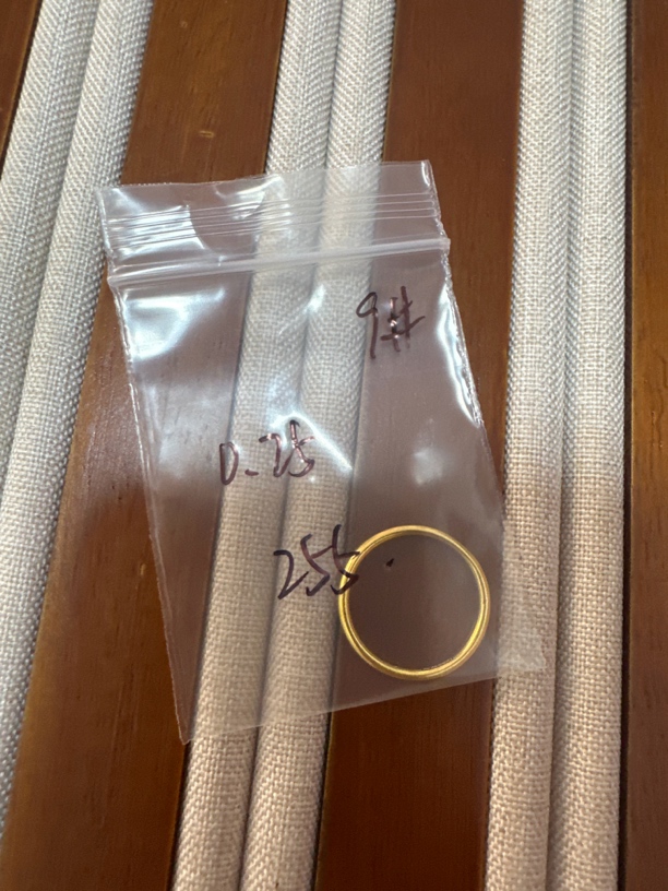 9号 0.25 亮面戒指 足金999