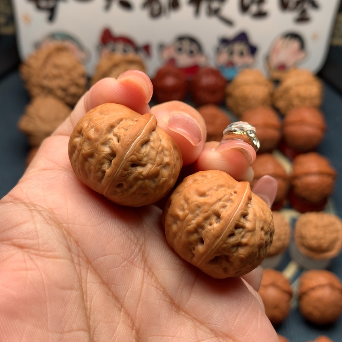 文玩核桃把件玉石方尊