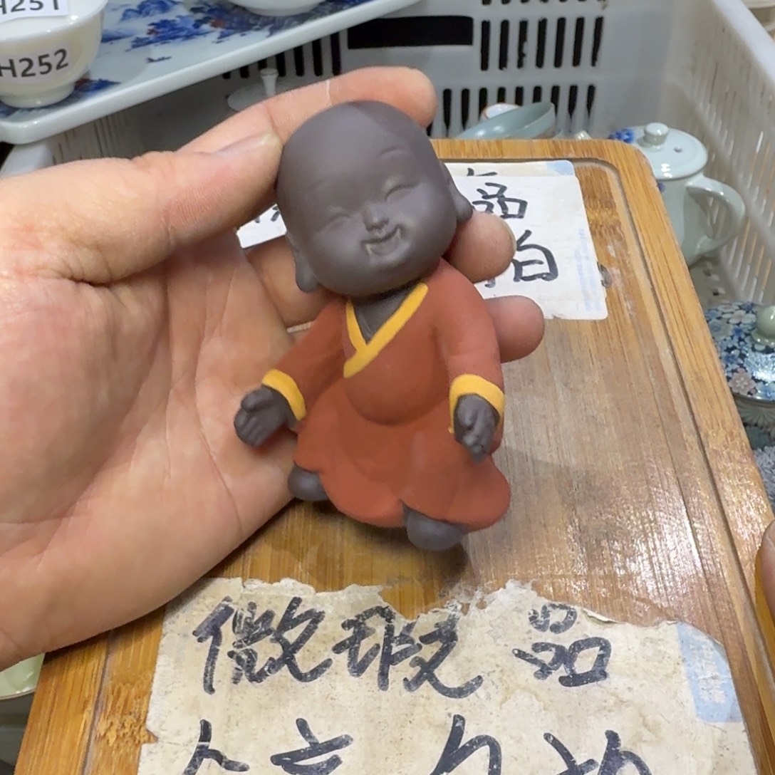 微瑕疵介意勿拍陶瓷器皿W099