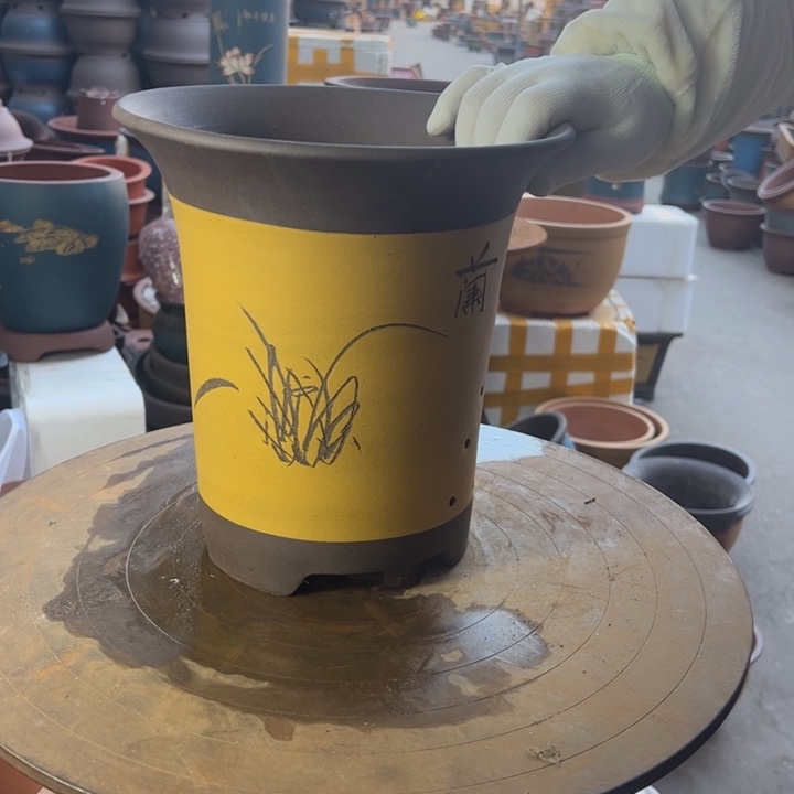 紫砂黄色兰花盆24.5花盆