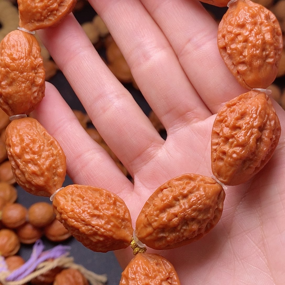 【闪购商品】文玩核桃吊坠绣花鞋20