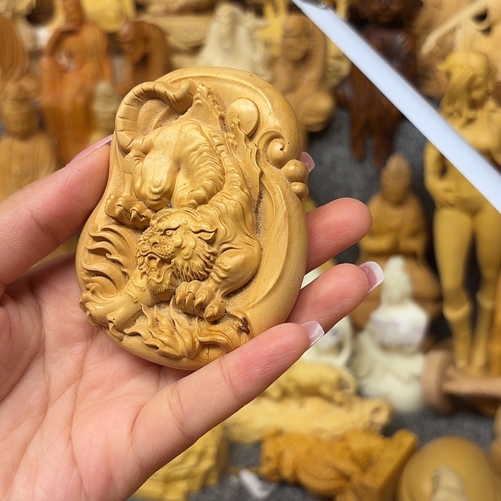 黄杨木黄杨木瑕疵虎牌