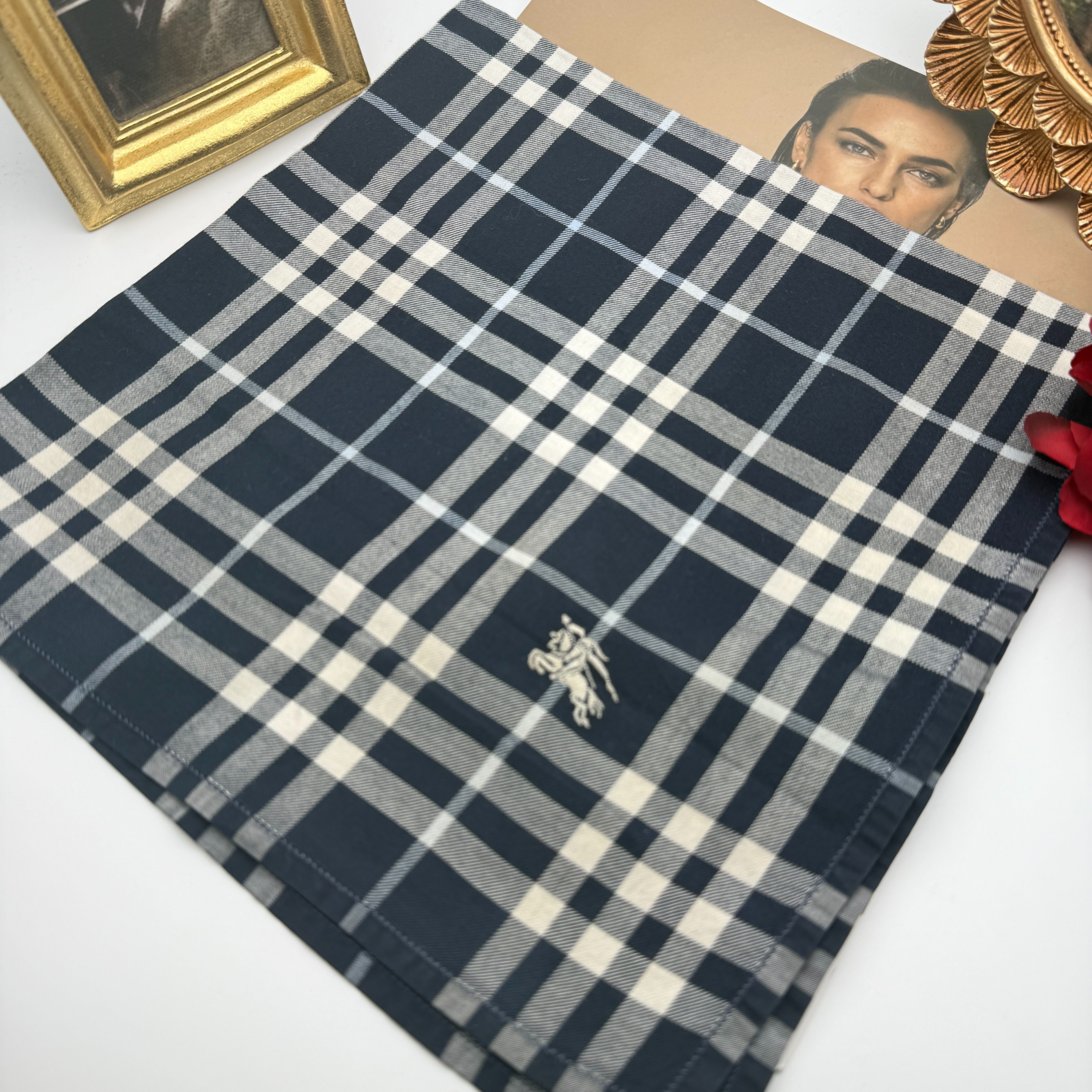 99新 BURBERRY/博柏利 海囤 巴宝莉 /丝巾/yy04881