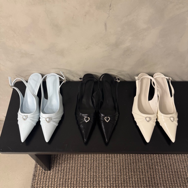 2025春夏新款低跟尖头包头单鞋百搭时尚法式细跟性感浅口小众