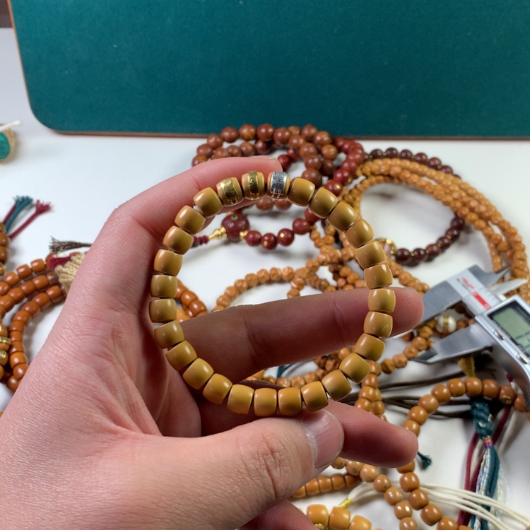 【闪购商品】橄榄核吊坠7.89。。。。。。。。。