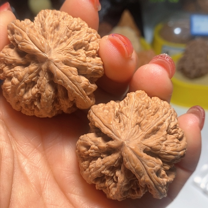 文玩核桃把件粗筋