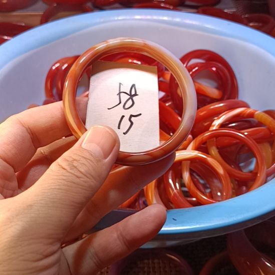 玛瑙/玉髓未镶嵌手镯