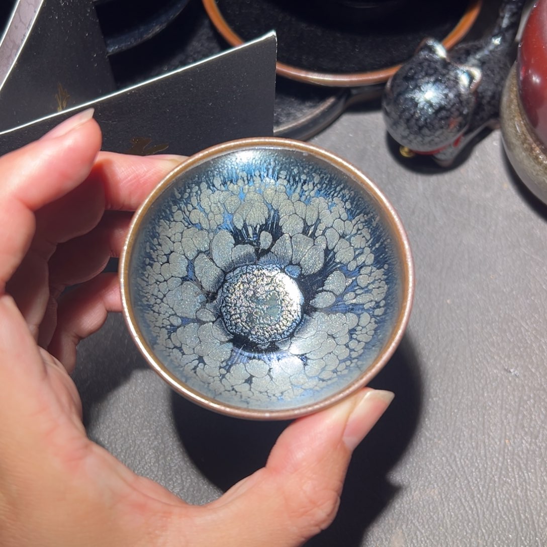 茶盏Z*e我们的心也不可能是你能