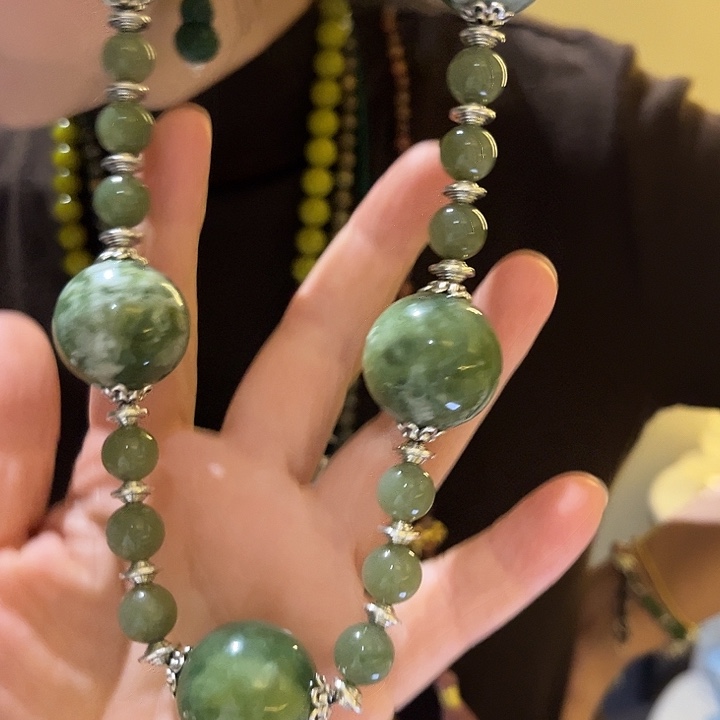 颈饰未镶嵌和田玉