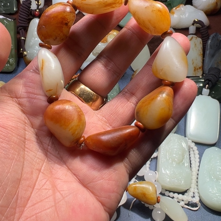 和田玉手链未镶嵌晚*