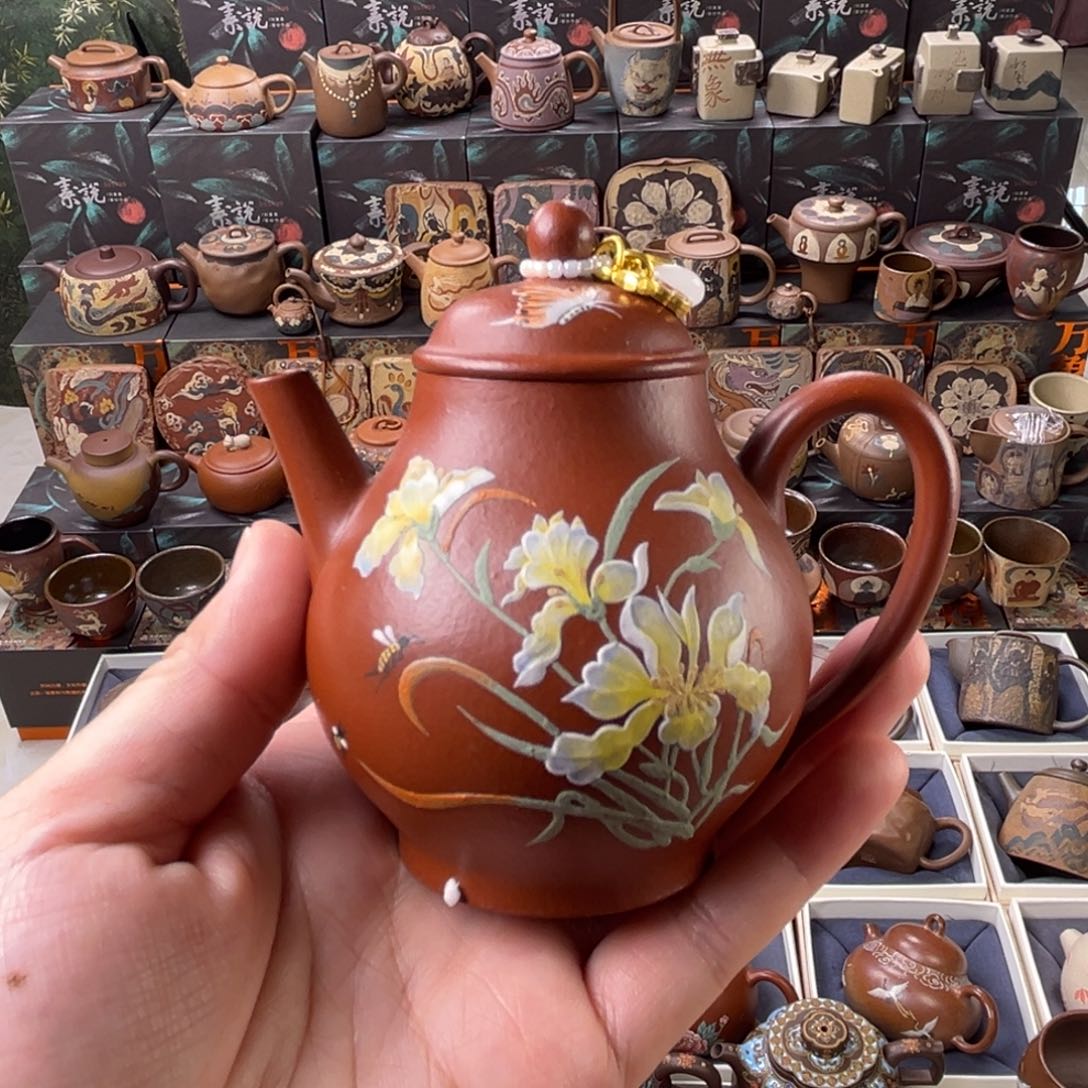 茶壶紫砂180cc宫灯鸢尾