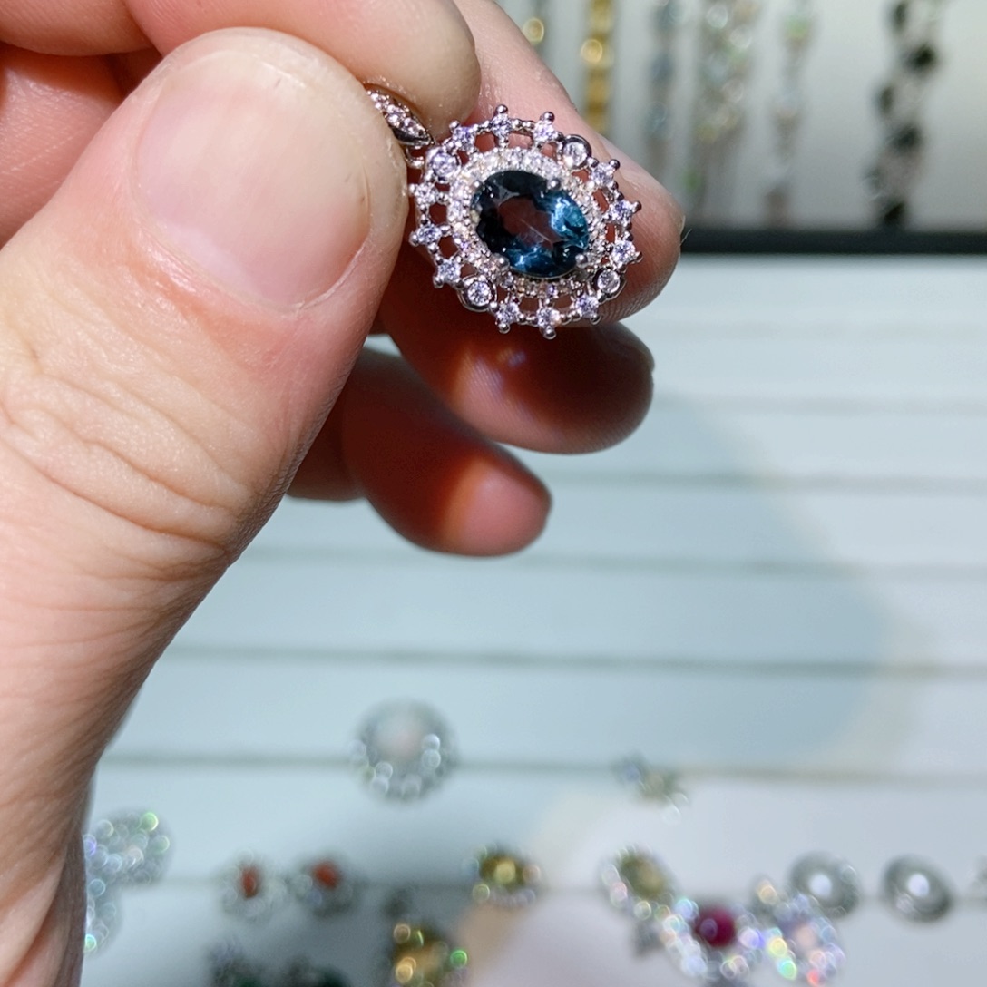 绿水晶戒指银S925镶嵌