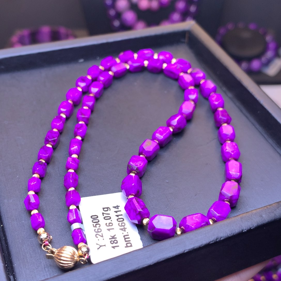 苏纪石（舒俱来）丝绒项链18K金镶嵌