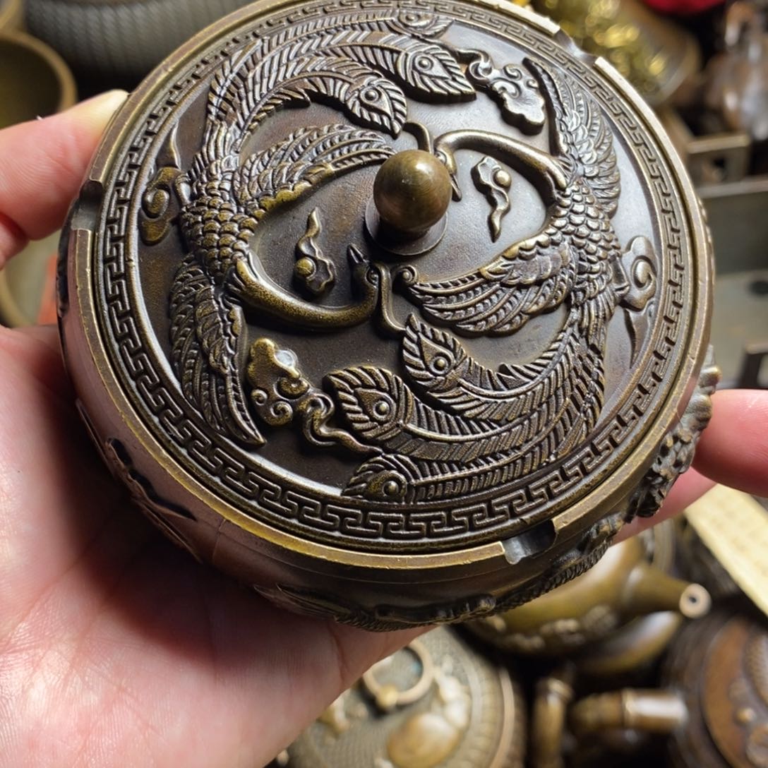 精美铜器做工精良