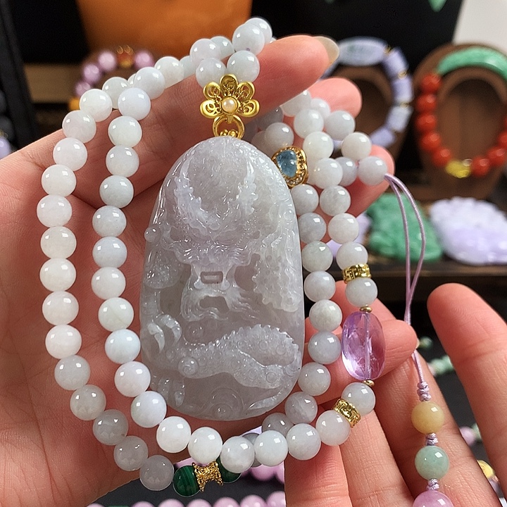 翡翠未镶嵌颈饰吊坠