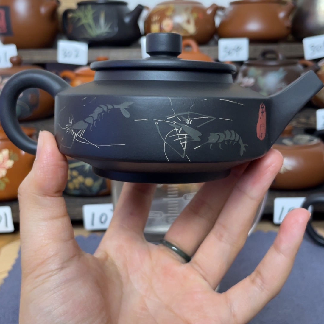 壶双面彩填虾趣虚扁壶