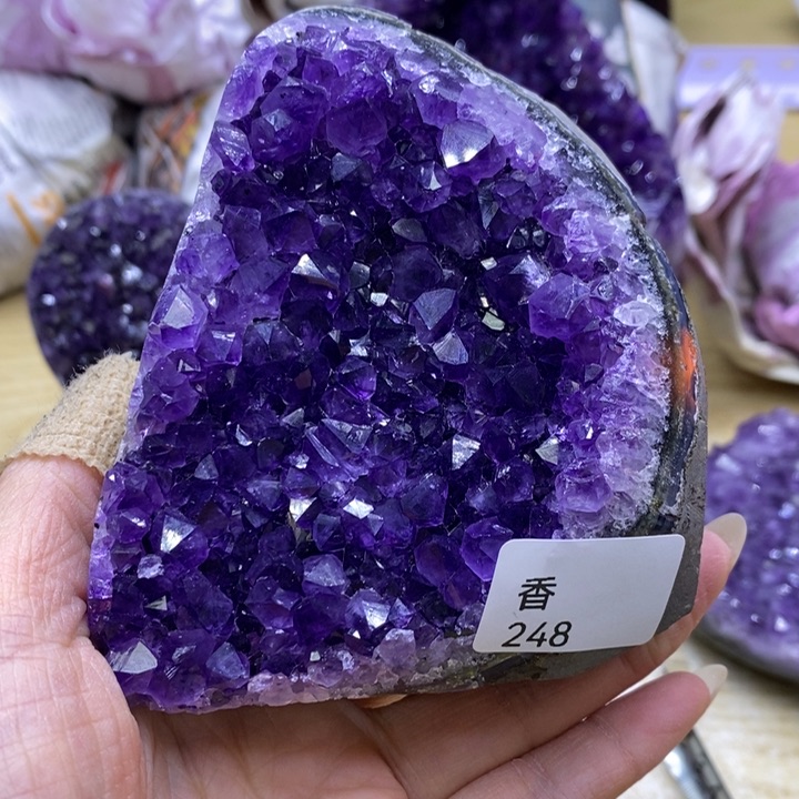 水晶大型摆件（非配饰）未镶嵌