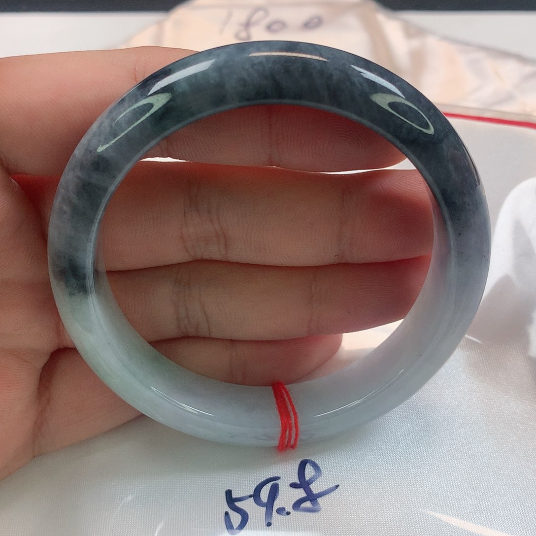 翡翠手镯未镶嵌285号