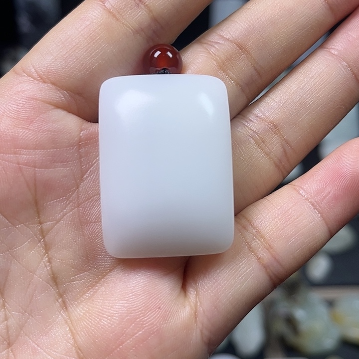 和田玉吊坠(不含链)未镶嵌