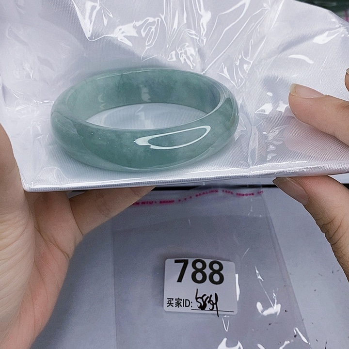 翡翠未镶嵌手镯一图一物实物为准