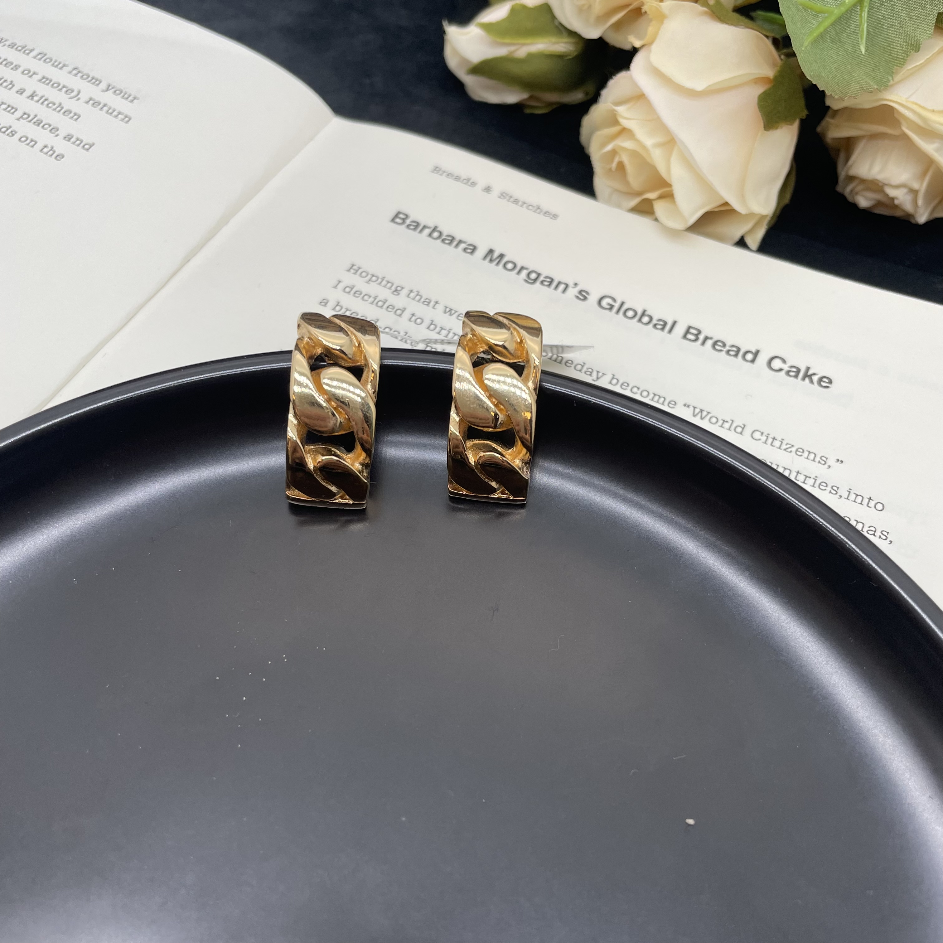 95新 DIOR/迪奥 素金D字扣耳夹/d06494