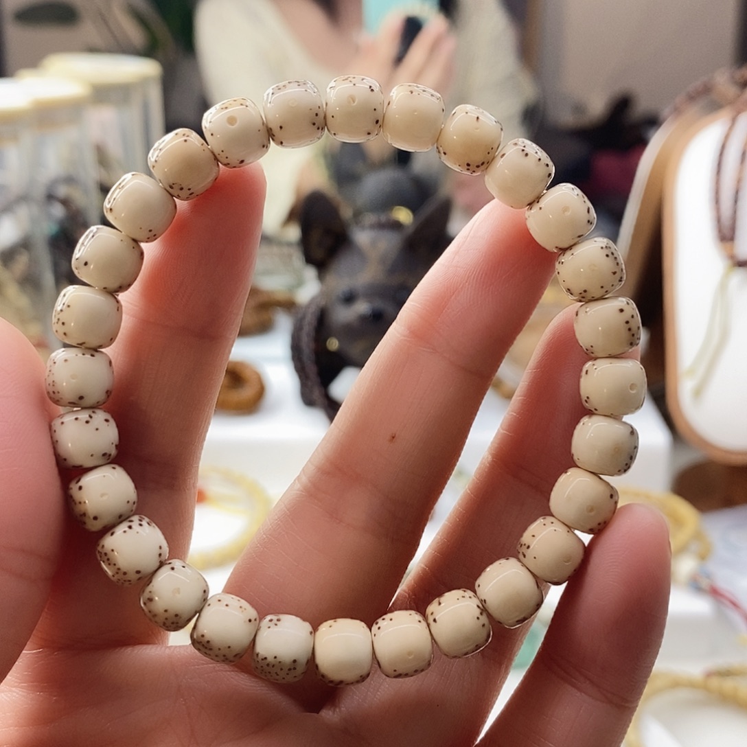 星月菩提手串卡8火烧云通体大留白C