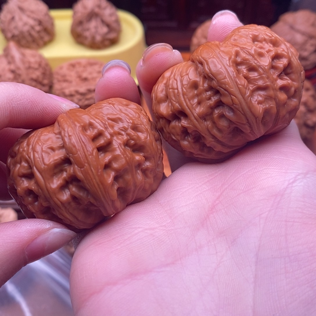 文玩核桃吊坠A***调元宝