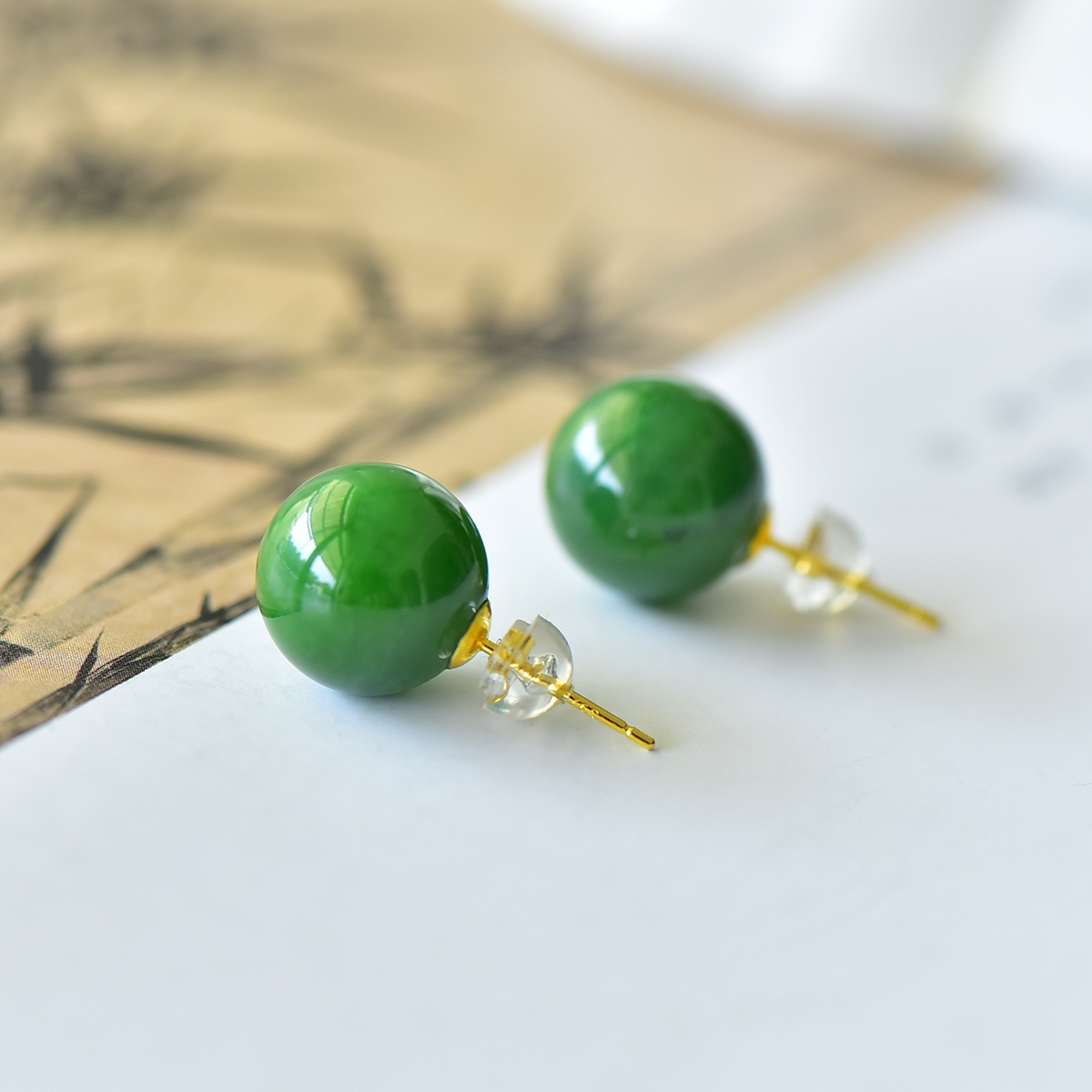 H013 天然和田玉圆珠耳钉 大颗粒12mm约 时尚大气