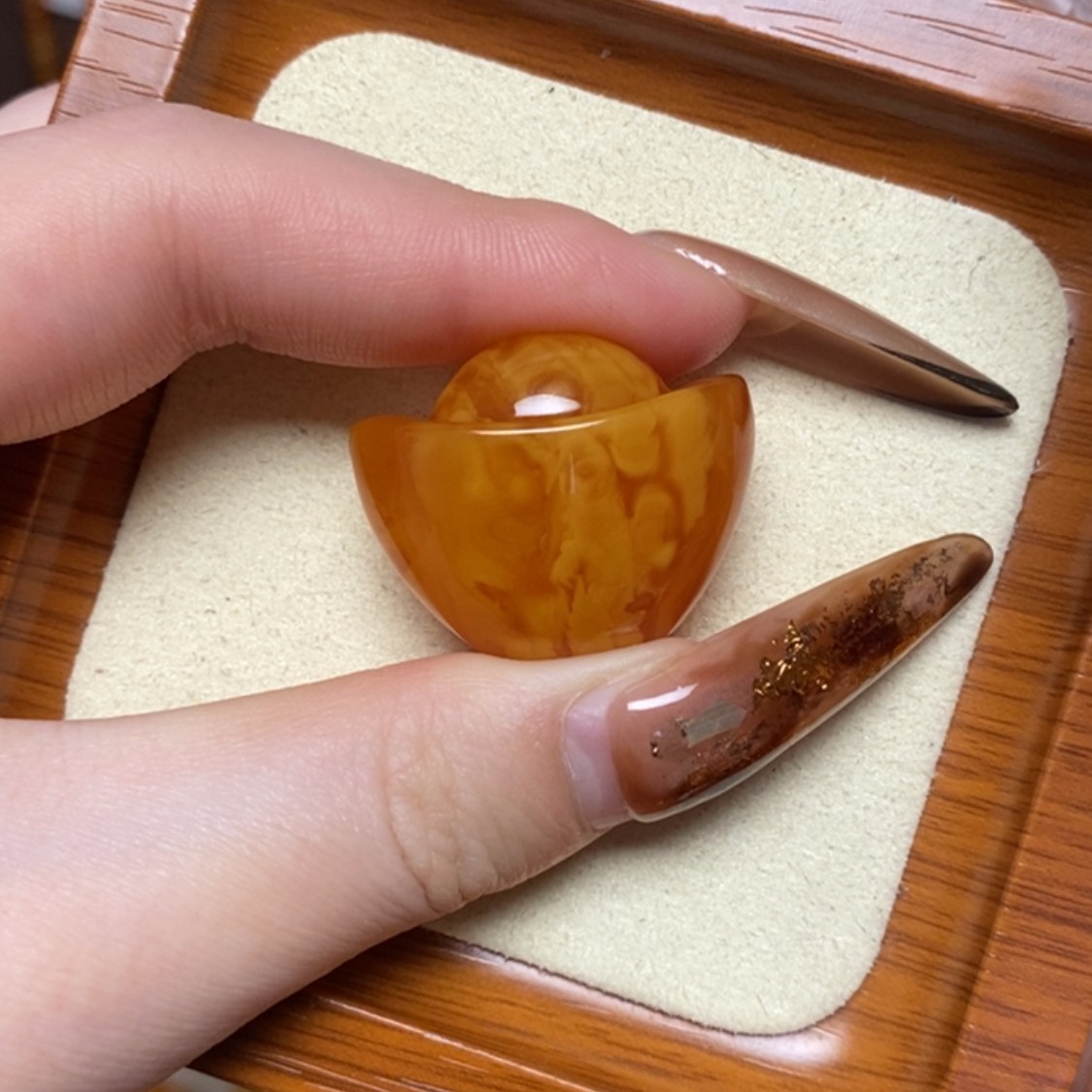 【闪购商品】蜜蜡颈饰未镶嵌单珠