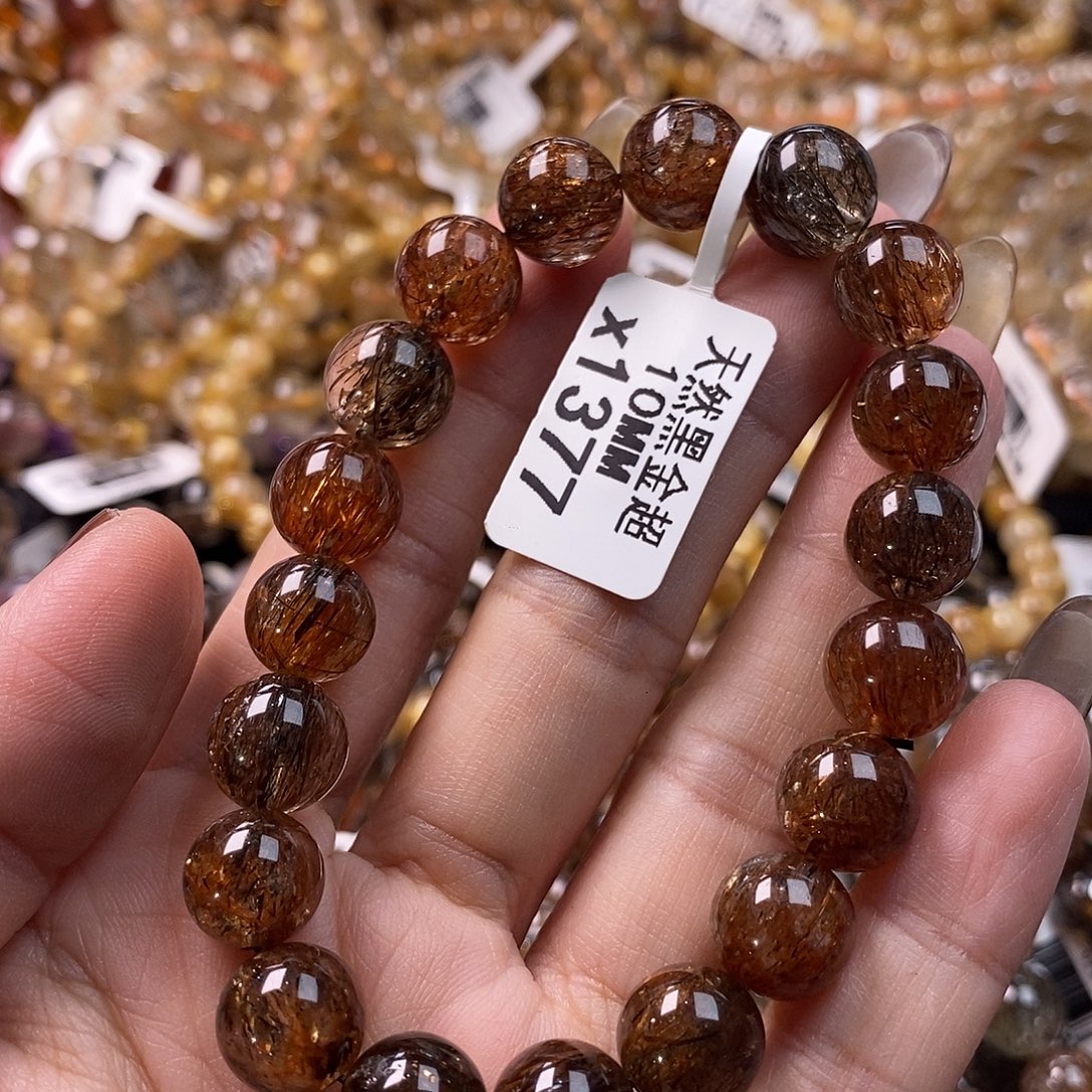 未镶嵌水晶手链水