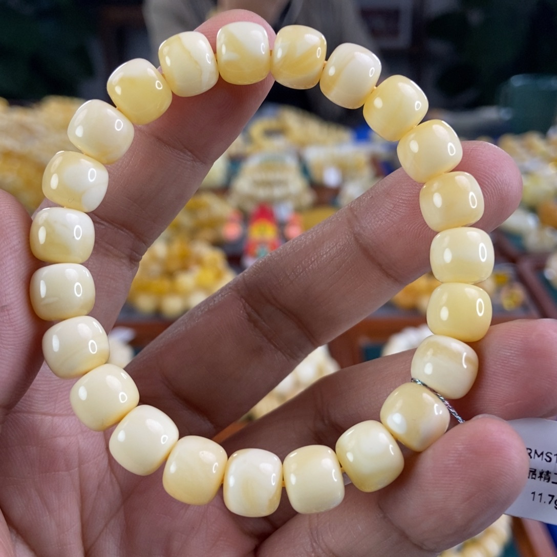 琥珀珠宝奇石未镶嵌9+浓白蜡手串11.7