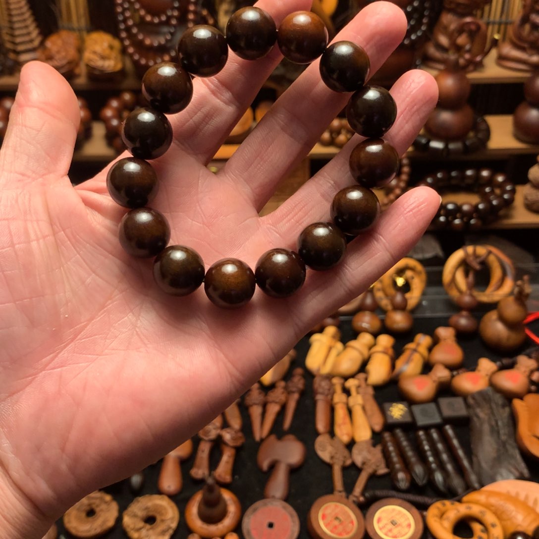 枣木小****。枣木1.5手串一物一拍