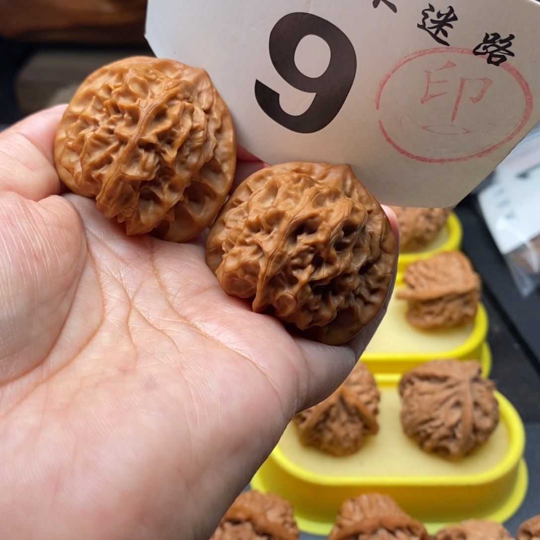 文玩核桃把件41刀子