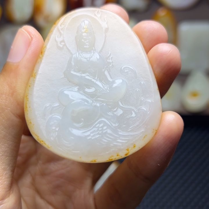 颈饰未镶嵌和田玉