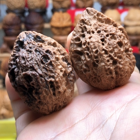 文玩核桃吊坠云南铁核桃