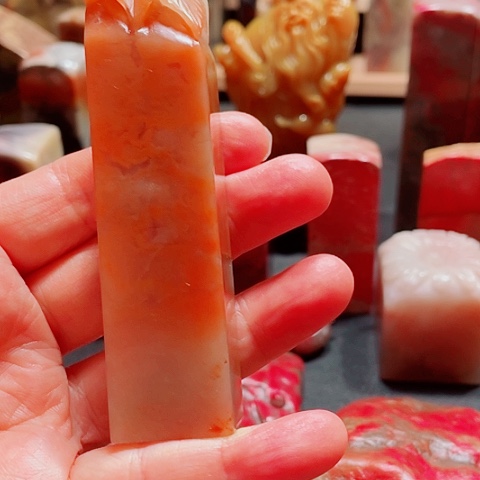 昌化石老性精品红花冻石