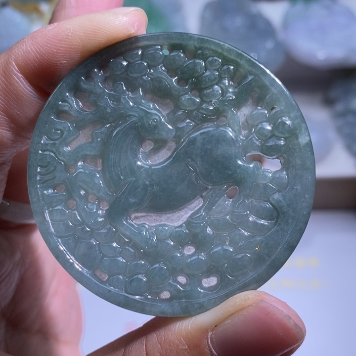 【闪购商品】颈饰未镶嵌翡翠鹿