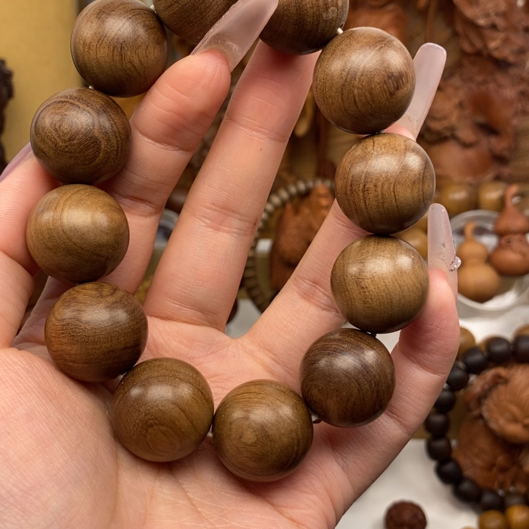 檀香木手串/手链迈索尔老山檀香2.0奶香，瑕疵