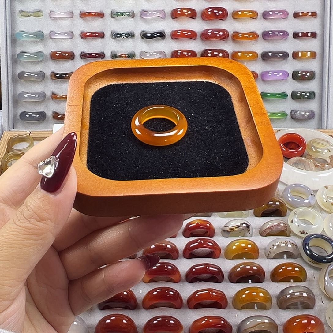 玛瑙/玉髓未镶嵌戒指A7不退换18.1港17+